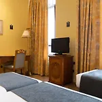 Alda Mercado De Hotel 4*
