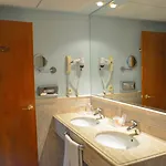 Alda Mercado De Hotel