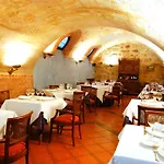 Alda Mercado De Hotel 4*