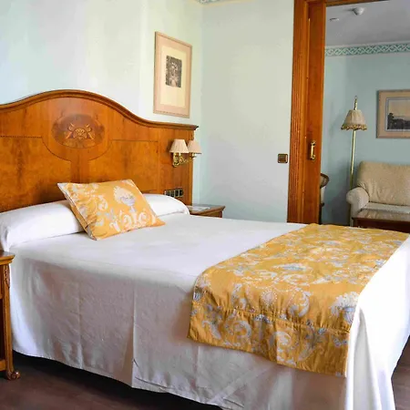 Alda Mercado De Hotel