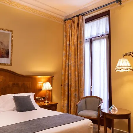 Hotel Alda Mercado De 4*