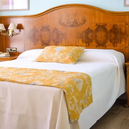 Alda Mercado De Hotel 4*