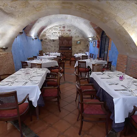 Отель Alda Mercado De 4*