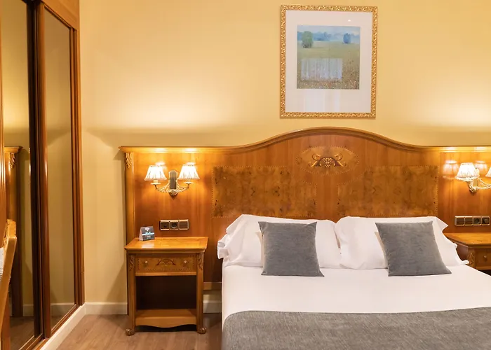 Alda Mercado De Hotel 4*