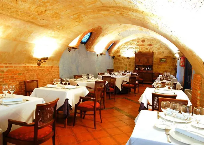 Alda Mercado De Hotel 4*